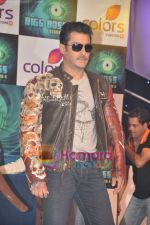 Salman Khan host Bigg Boss 4 on Colors in Taj Land_s End, Bandra, Mumbai on 3rd Aug 2010 (26).JPG